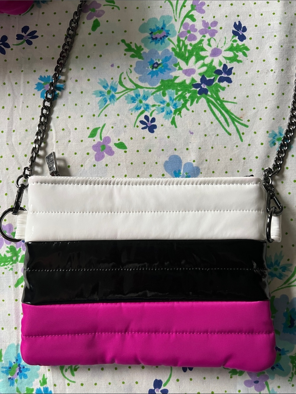 THINK ROYLN The Metro Tote & Crossbody SET - Picture 10 of 15